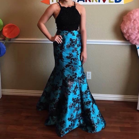 2 piece mermaid style prom dress